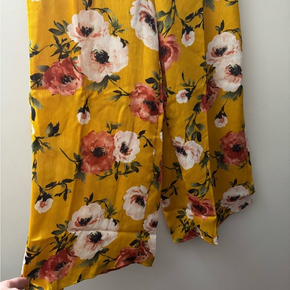Iris Golden Floral Pants - Picture 2 of 5